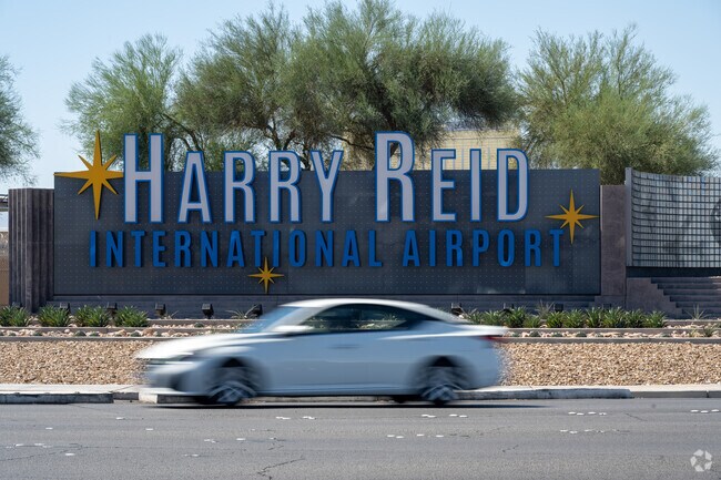 Harry Reid International Airport is only 15 miles away and connects Cadence to other regions and destinations.