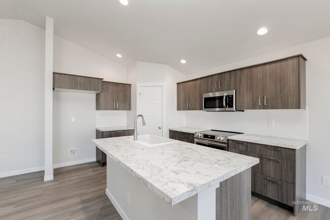 7178 E Shields Dr, Nampa, ID 83687 - photo 2