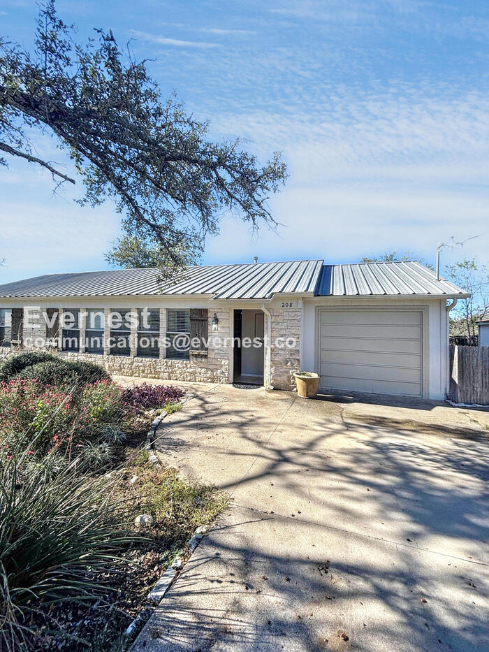 208 Panther Path, Liberty Hill, TX 78642 - photo 1