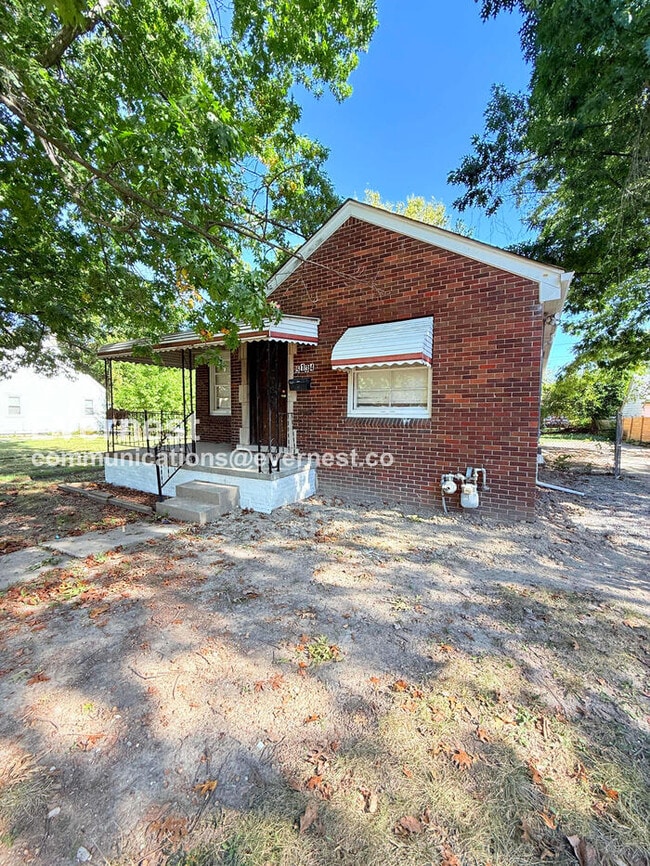 5134 Hereford St, Detroit, MI 48224