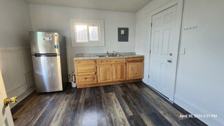 430 S Holladay Dr, Seaside, OR 97138