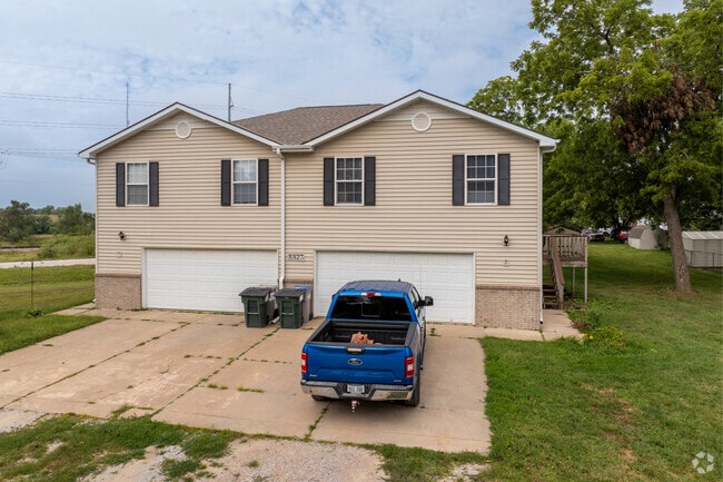 There are many examples of duplexes throughout Cheney.