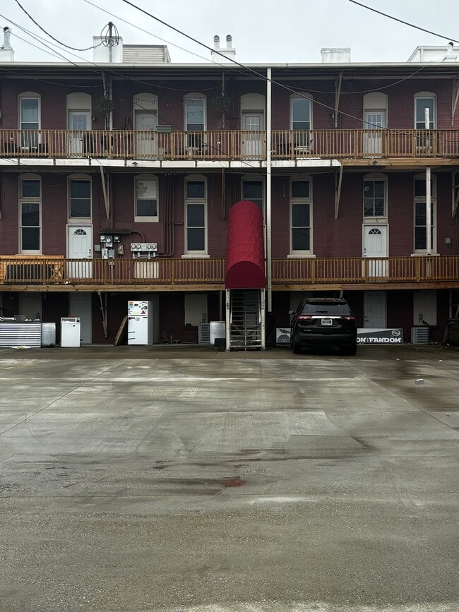 36 W 4th St unit 36 12, Mansfield, OH 44902 - photo 3