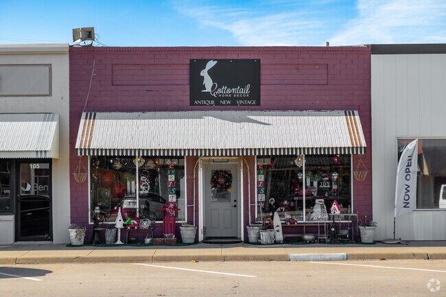 Stop by Cottontail Home Decor to decorate your Hesston home.