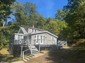 1151 Silver Lake St, Athol, MA 01331