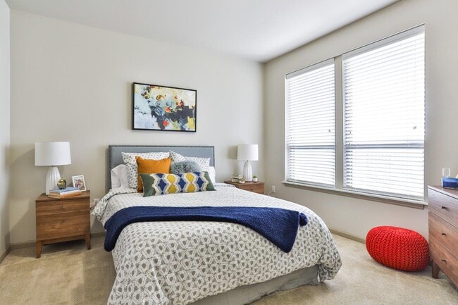 Residences at The Streets of St. Charles Apartment Homes, Saint Charles, MO 63303 - photo 7