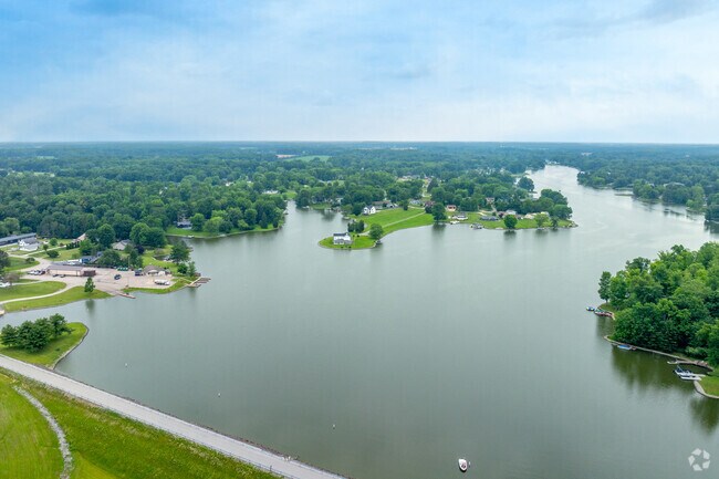 Lake Lorelei is all about outdoor activity with its 200 acre lake.