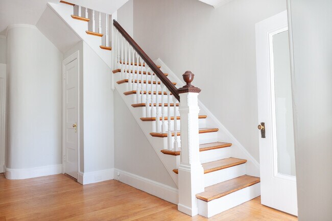 1743 Commonwealth Ave unit T, Brighton, MA 02135 - photo 5