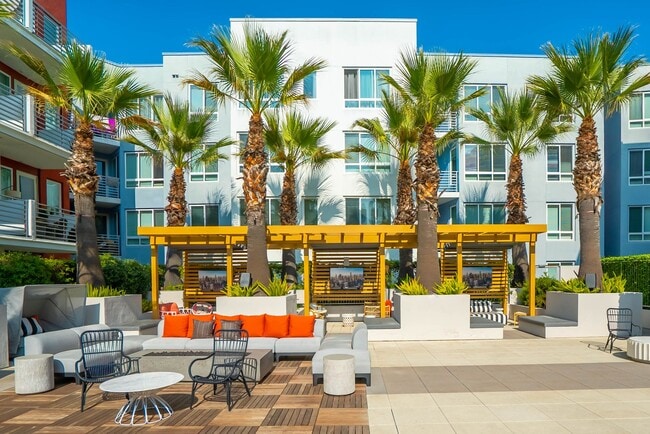 Canvas LA, Los Angeles, CA 90012 - photo 4