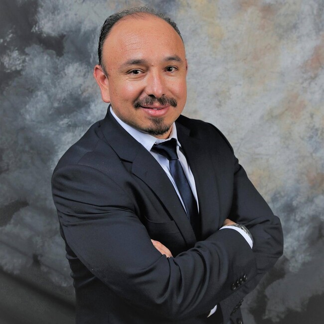 Agent Photo