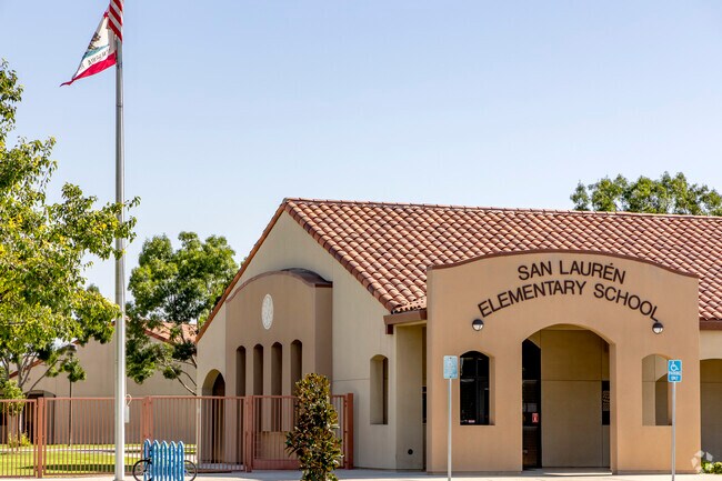 The entrance of the San Lauren Elementary School in Bakersfield.