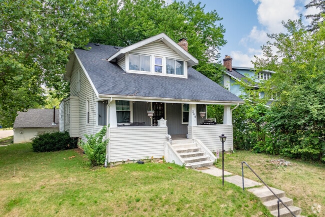 Older homes in North Hilltop sell between $100,000 and 300,000.