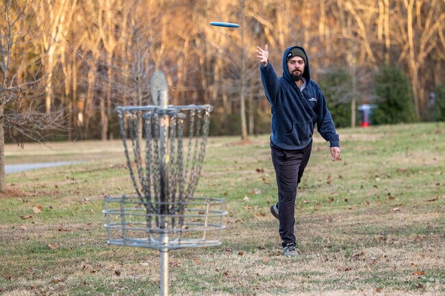 Rockvale's community can enjoy a disc golf course at the nearby Barfield Crescent Park.