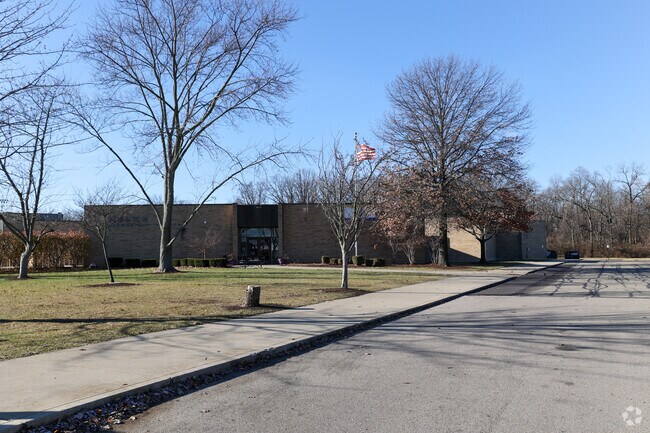 Helke Elementary has a student to teacher ratio of 23 to 1.