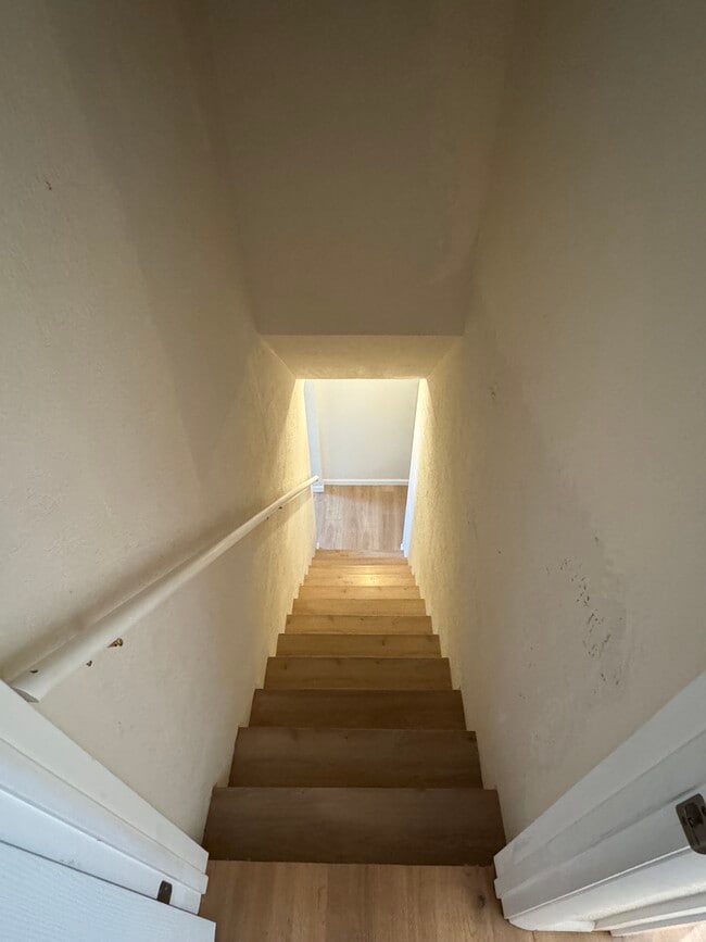 6085 W Arkansas Ave, Lakewood, CO 80232 - photo 3