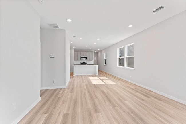 206 Collin Nicholas Dr, Kingsland, GA 31548 - photo 3