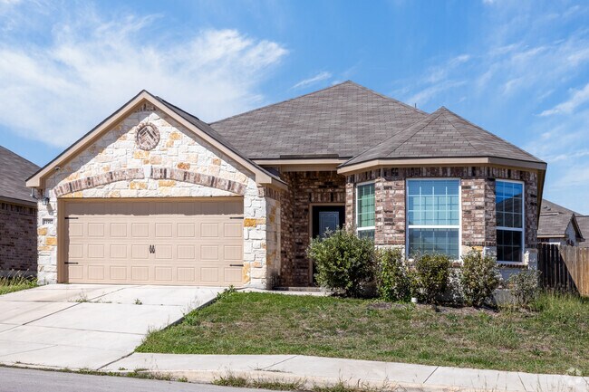 Southwest San Antonio homes come in a large variety of styles and colors.