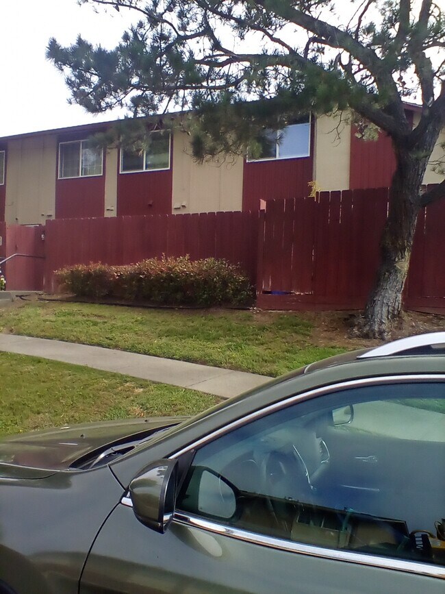 400 Corcoran Ave Unit Casa del Monte, Vallejo, CA 94589