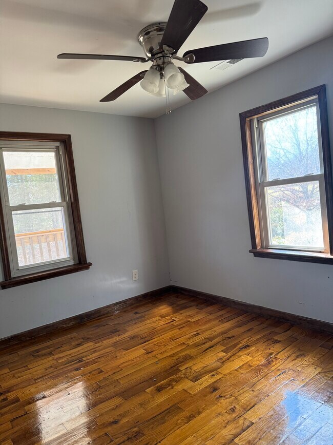 640 Prospect Dr, North Wilkesboro, NC 28659 - photo 6