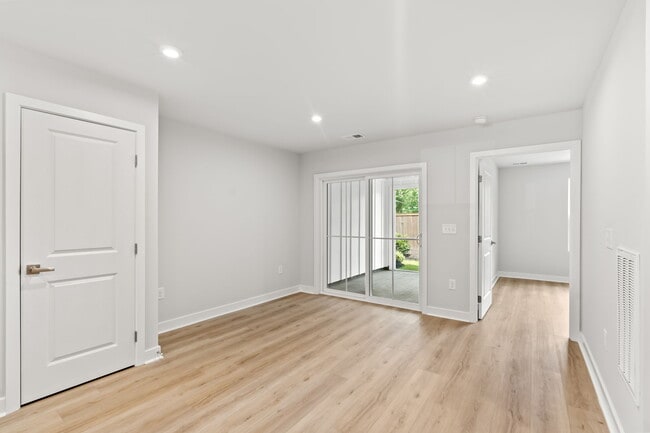 1431 Pleasant View Dr, North Myrtle Beach, SC 29582 - photo 6