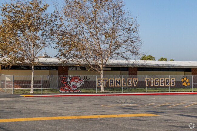 Stanley Elementary School is a great place to meet new friends.