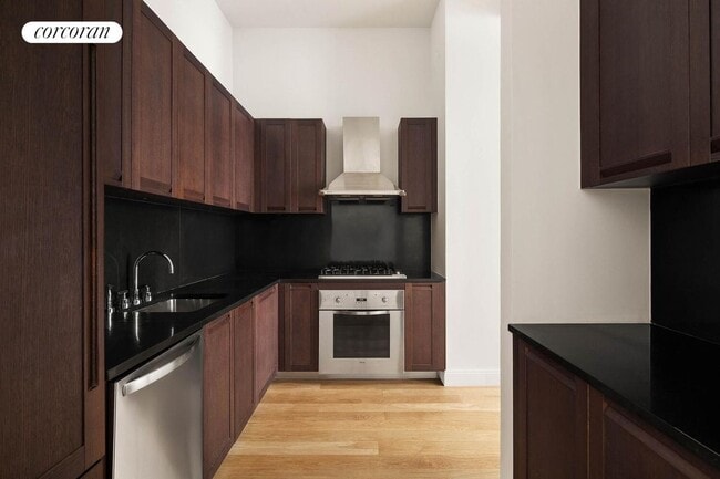 655 6th Ave, New York, NY 10010 - photo 4