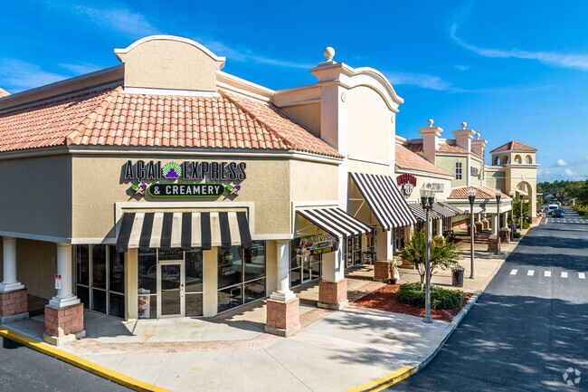 Grab a nutritious smoothie or bowl at Acai Express & Creamery in Happy Trails.