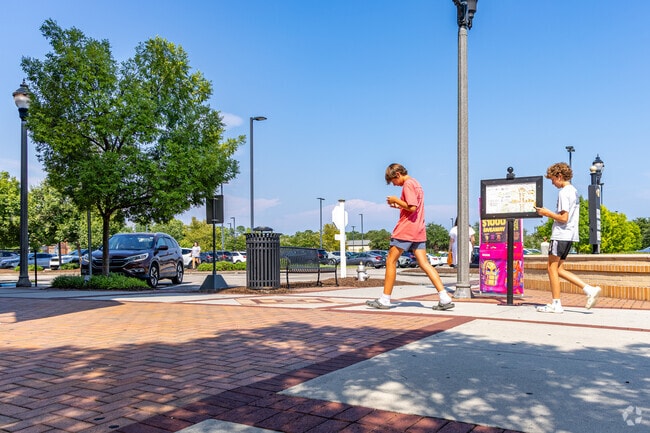Friends from Eastwind-Piney Acres spend the day exploring Mayfaire Towne Center.