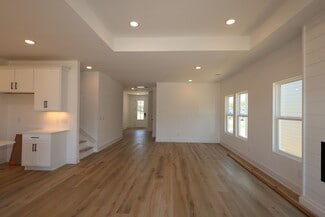 305 Brandi Ln, Gallatin, TN 37066