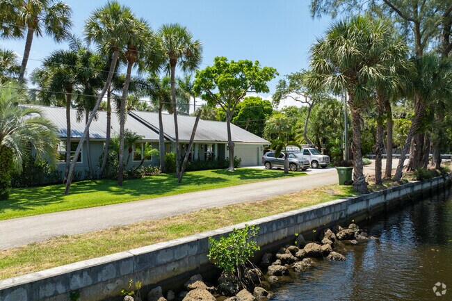 Lots of green spaces alongside the canals in Chula Vista Neighborhood.