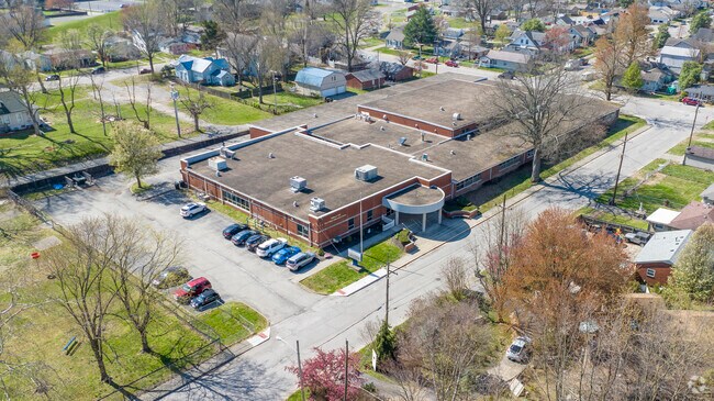 Maple Elementary is located in the Downtown Jefferson neighborhood, near the Ohio River.