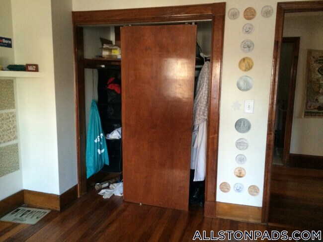 14 Gardner St unit 2F, Allston, MA 02134 - photo 7