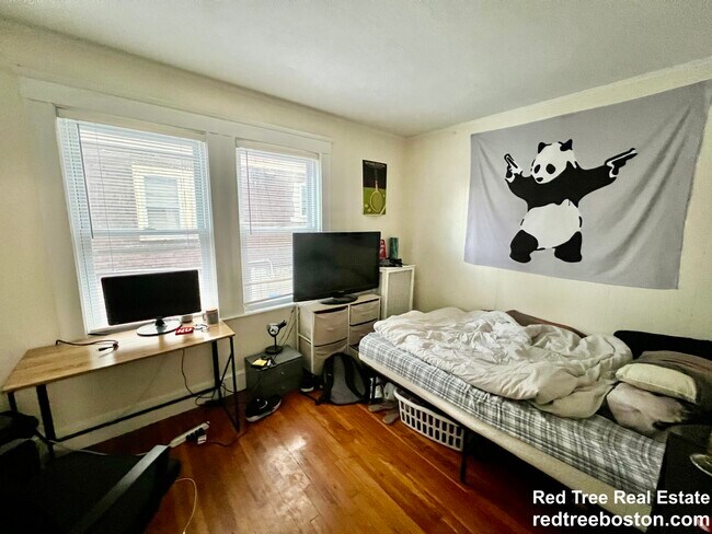 14 Stockwell St unit 1, Roxbury Crossing, MA 02120 - photo 4