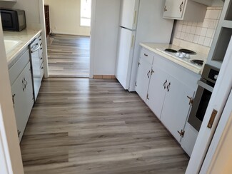 498 Capital St Unit 5, Oakland, CA 94610