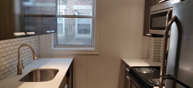 109 Queensberry St unit 11, Boston, MA 02215 - photo 5
