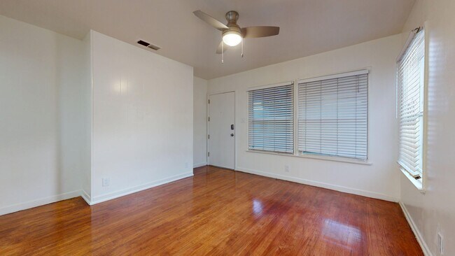 9024 Reading Ave unit 9026, Los Angeles, CA 90045 - photo 7