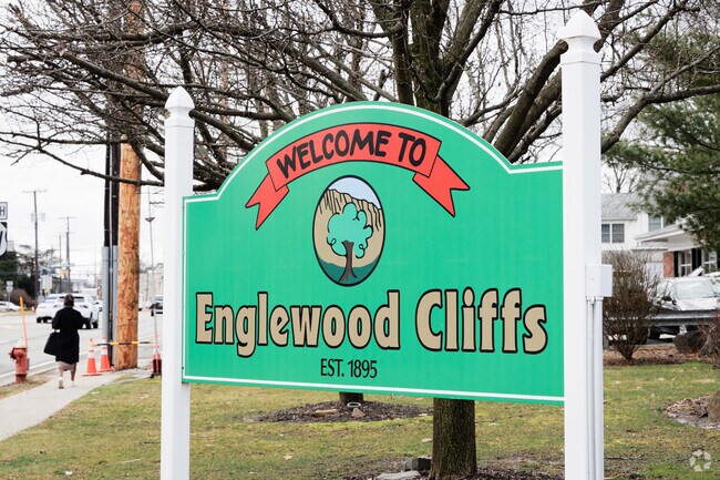 The town of Englewood Cliffs, NJ was incorporated back in 1895.