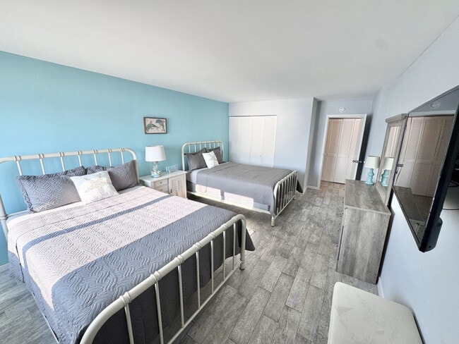 201 Rudee Loop Connector unit ID1353268P, Virginia Beach, VA 23451 - photo 7