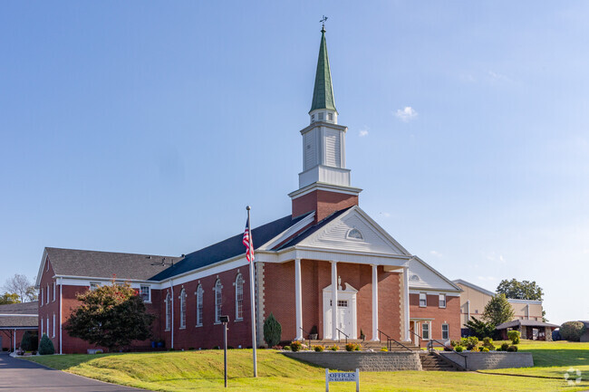 Yellow Creek Baptist Church serves the community of Thruston.