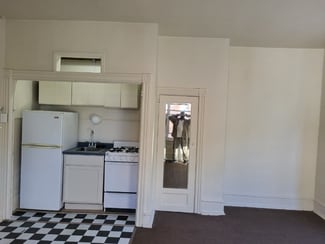 429 S 51st St Unit 2FF, Philadelphia, PA 19143