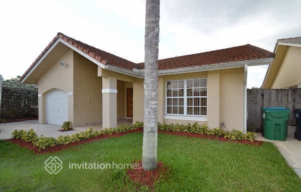 15052 SW 63rd Terrace, Miami, FL 33193 - photo 1