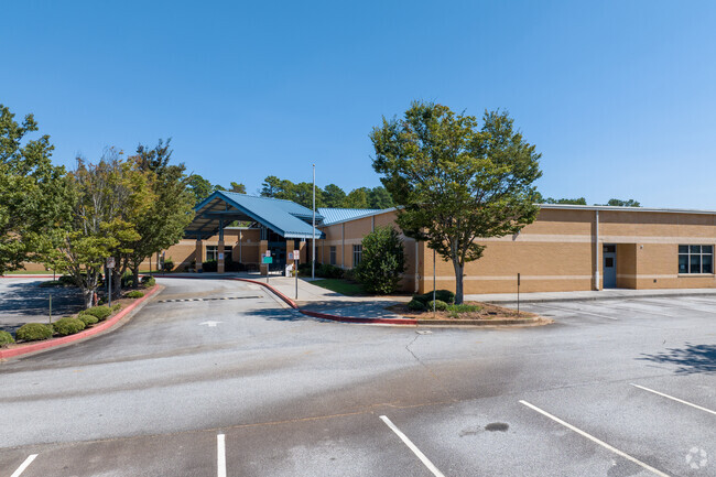 Riverside Elementary School is a public school in Mableton.