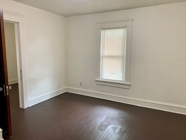 201 Broad Ave NW, Canton, OH 44708 - photo 6