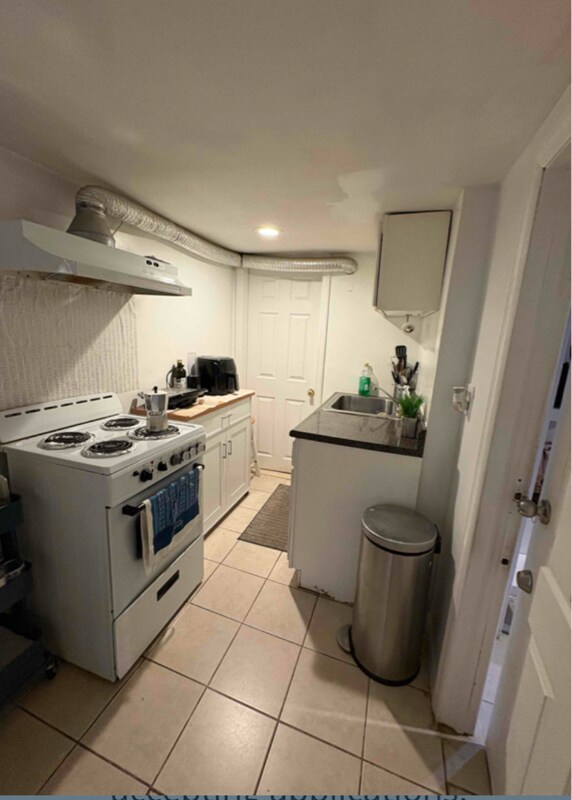 779 Lake St unit ground floor, Newark, NJ 07104 - photo 2