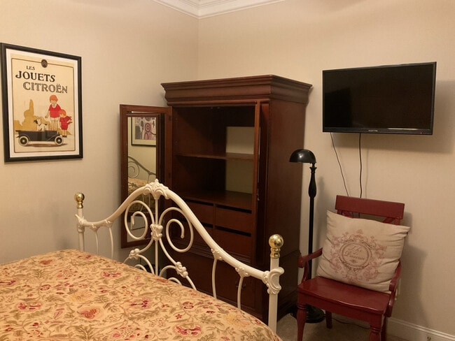 101 Fortress Ct, Winston Salem, NC 27127 - photo 2