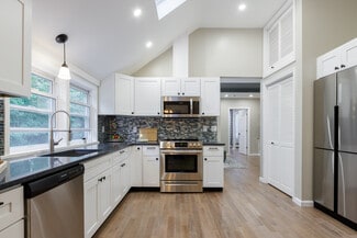 227 Gurleyville Rd Unit A, Mansfield, CT 06268