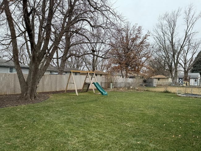 221 E Glenmore Dr, Gretna, NE 68028 - photo 4