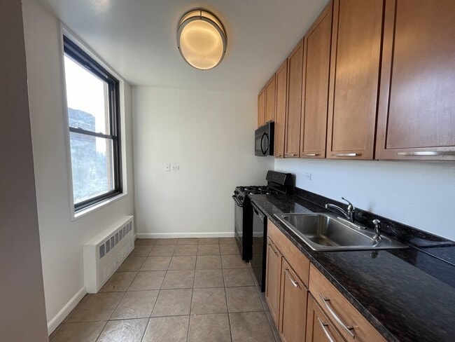 Victoria House unit 26, New York, NY 10016 - photo 7