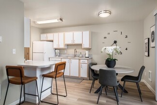 11301 SE 10th St, Vancouver, WA 98664
