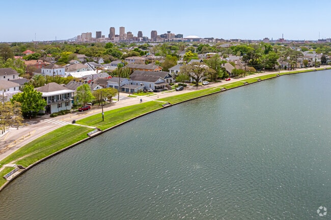 Bayou St John is just minutes away from the French Quarter and Central Business District.